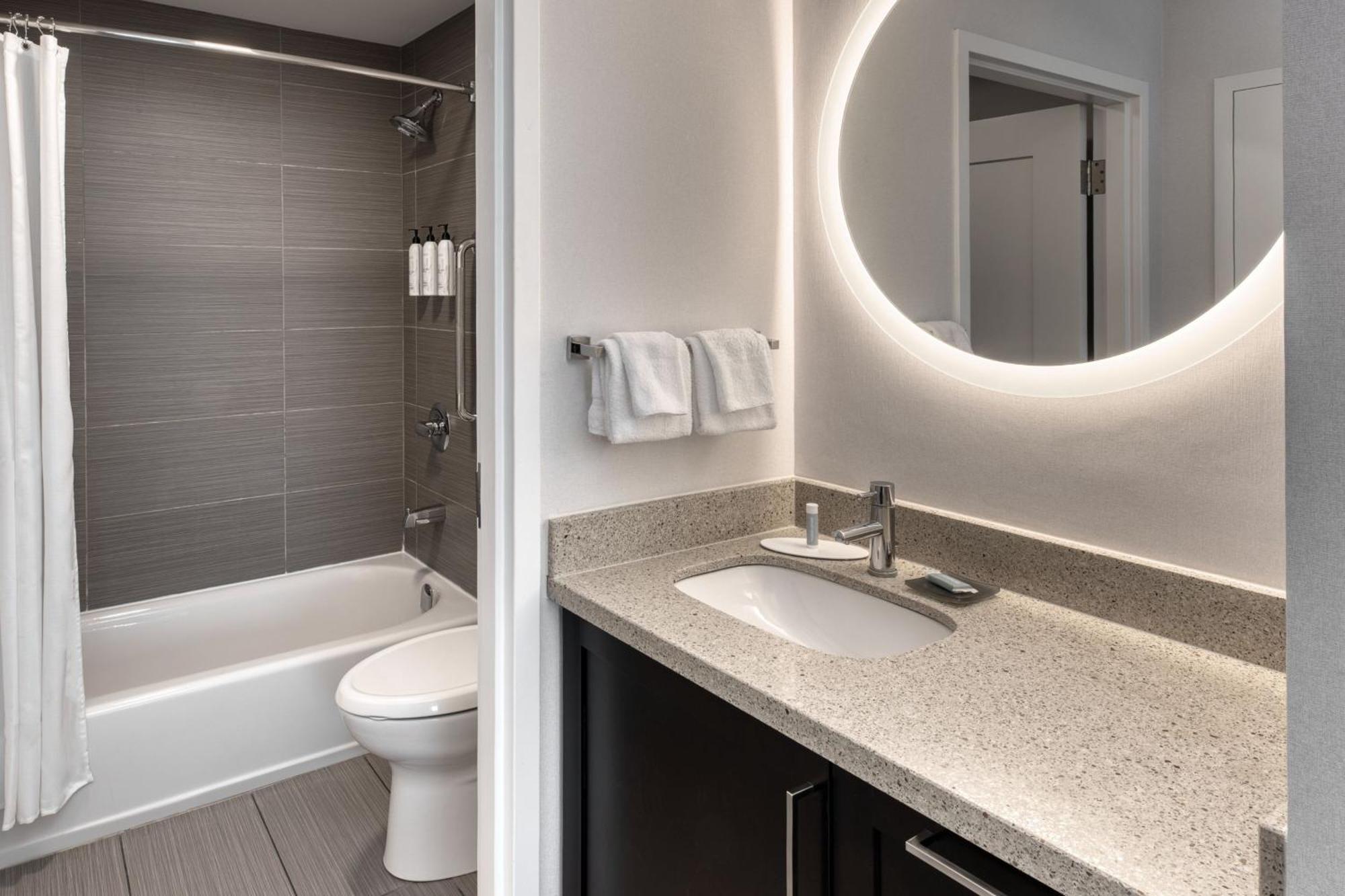 Towneplace Suites By Marriott בלוויל מראה חיצוני תמונה